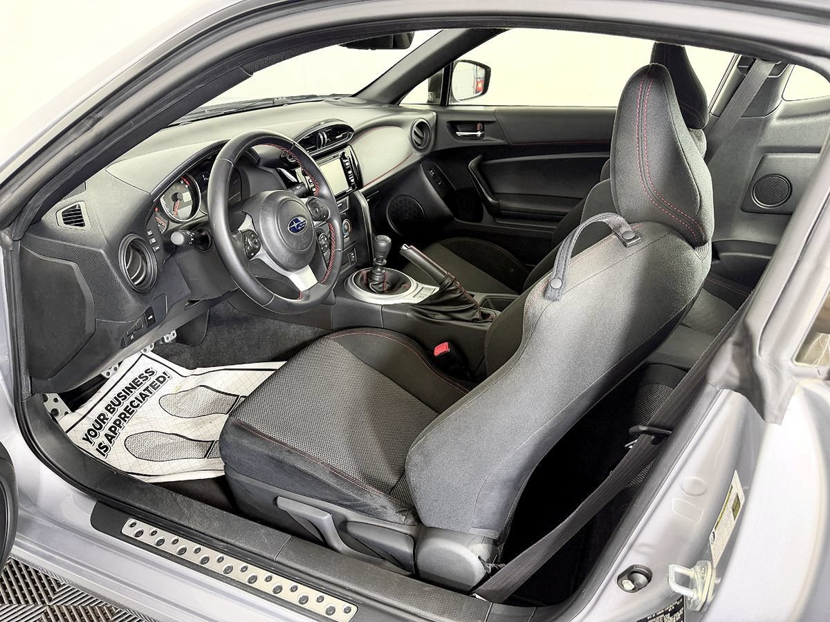 Used 2018 Subaru BRZ Premium w/ Popular Package #2 RWD image 28