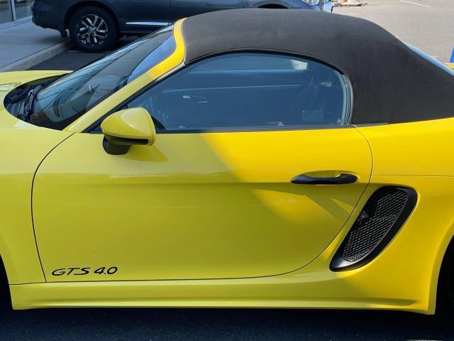 Used 2024 Porsche 718 Boxster GTS RWD image 18