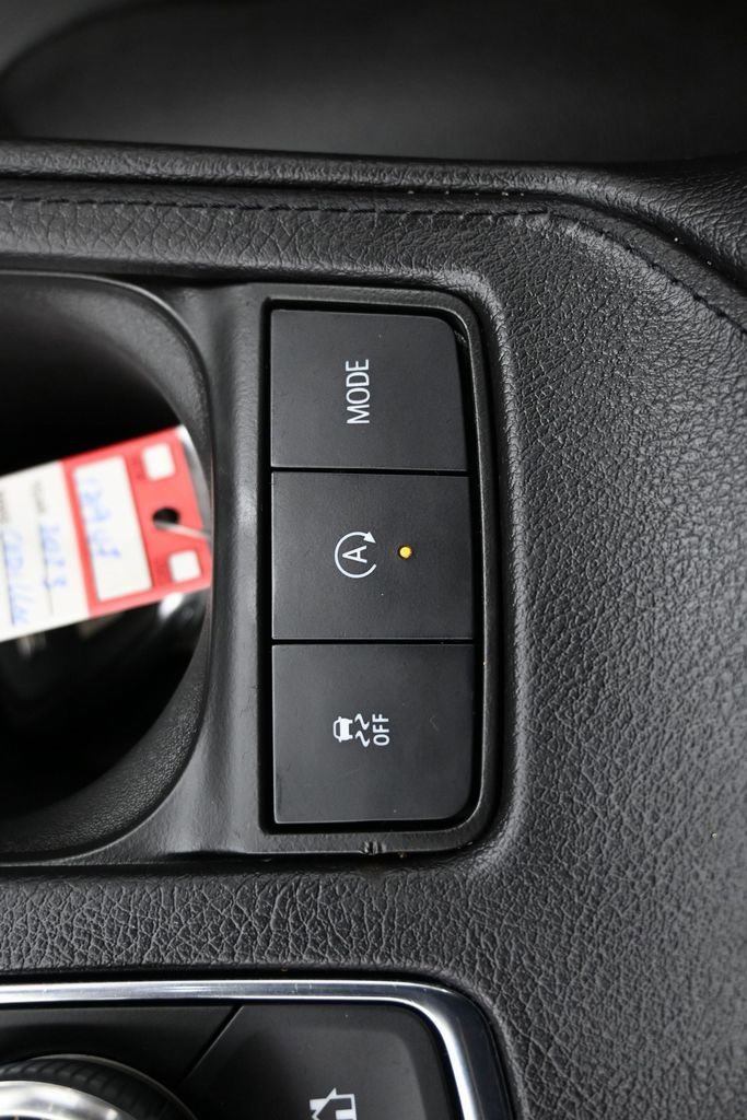 Used 2023 Cadillac XT4 Sport image 30
