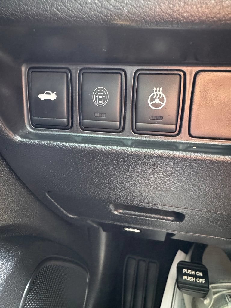 Used 2019 Nissan Maxima SR w/ Premium Package FWD image 27