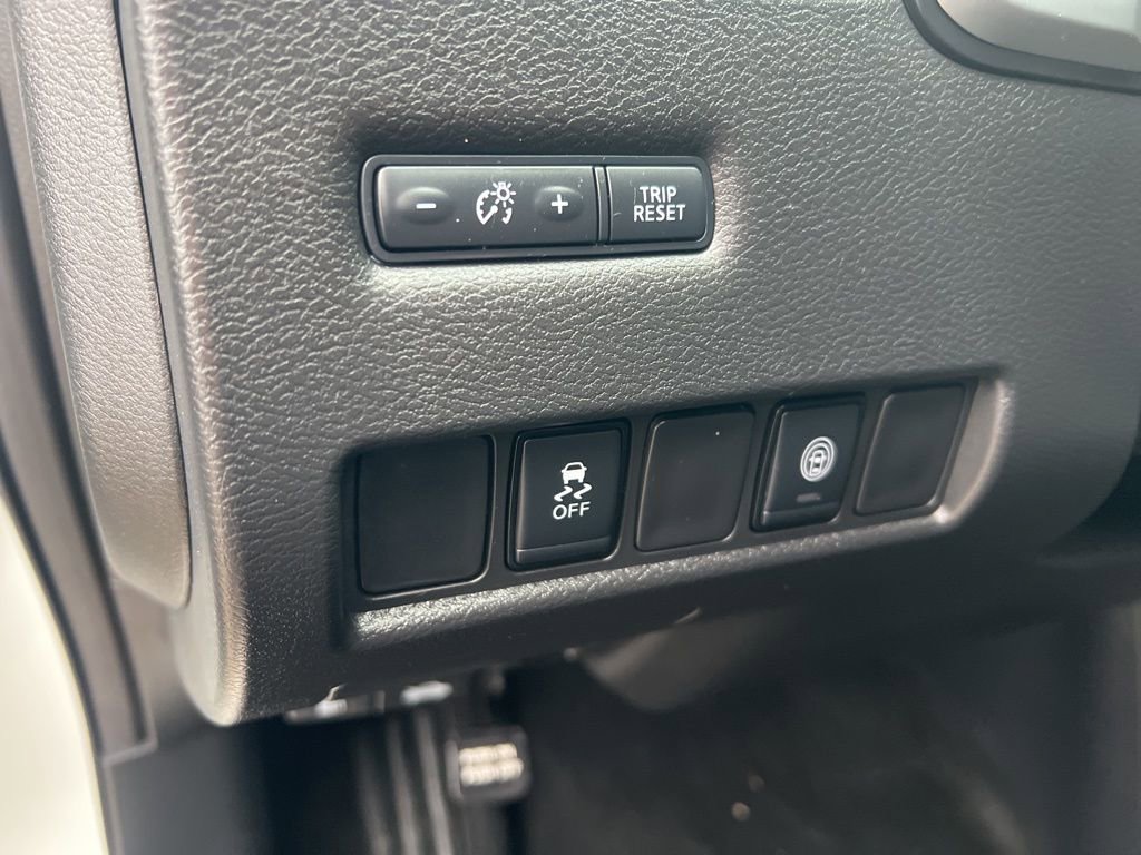 Certified 2024 Nissan Murano SV w/ SV Midnight Edition Package image 53