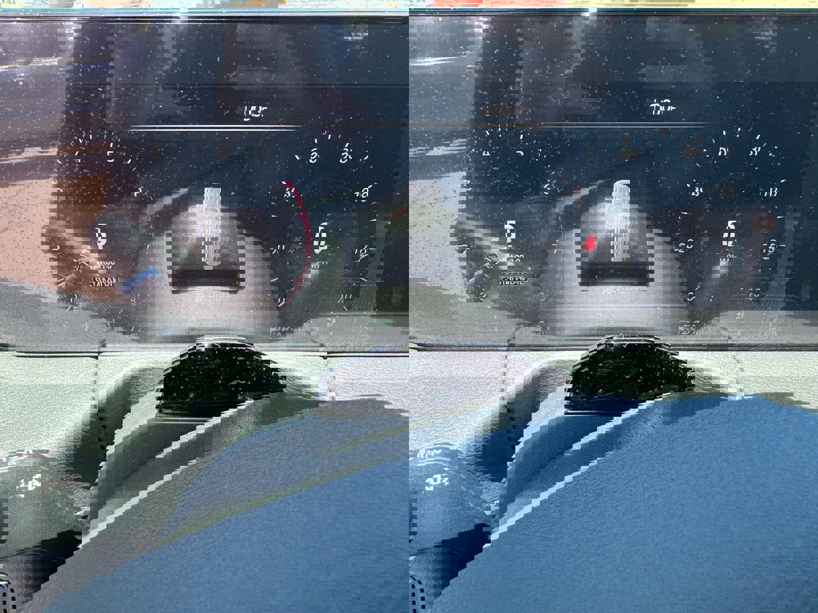 New 2025 Nissan Armada SL w/ Captain's Chari Seat Package image 18