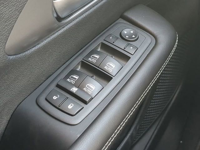 New 2026 Chrysler Pacifica Select image 29