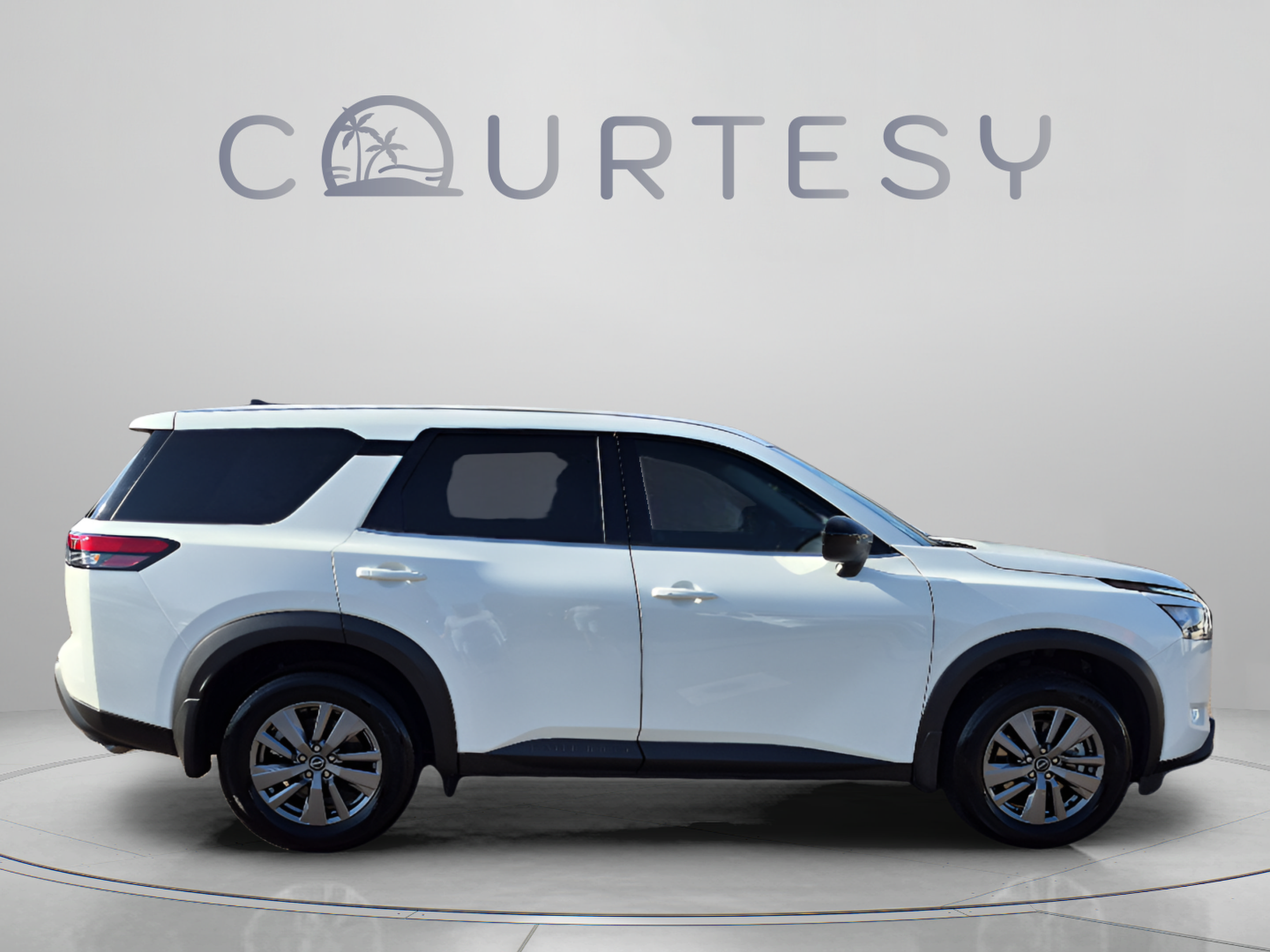 Certified 2025 Nissan Pathfinder S FWD image 8