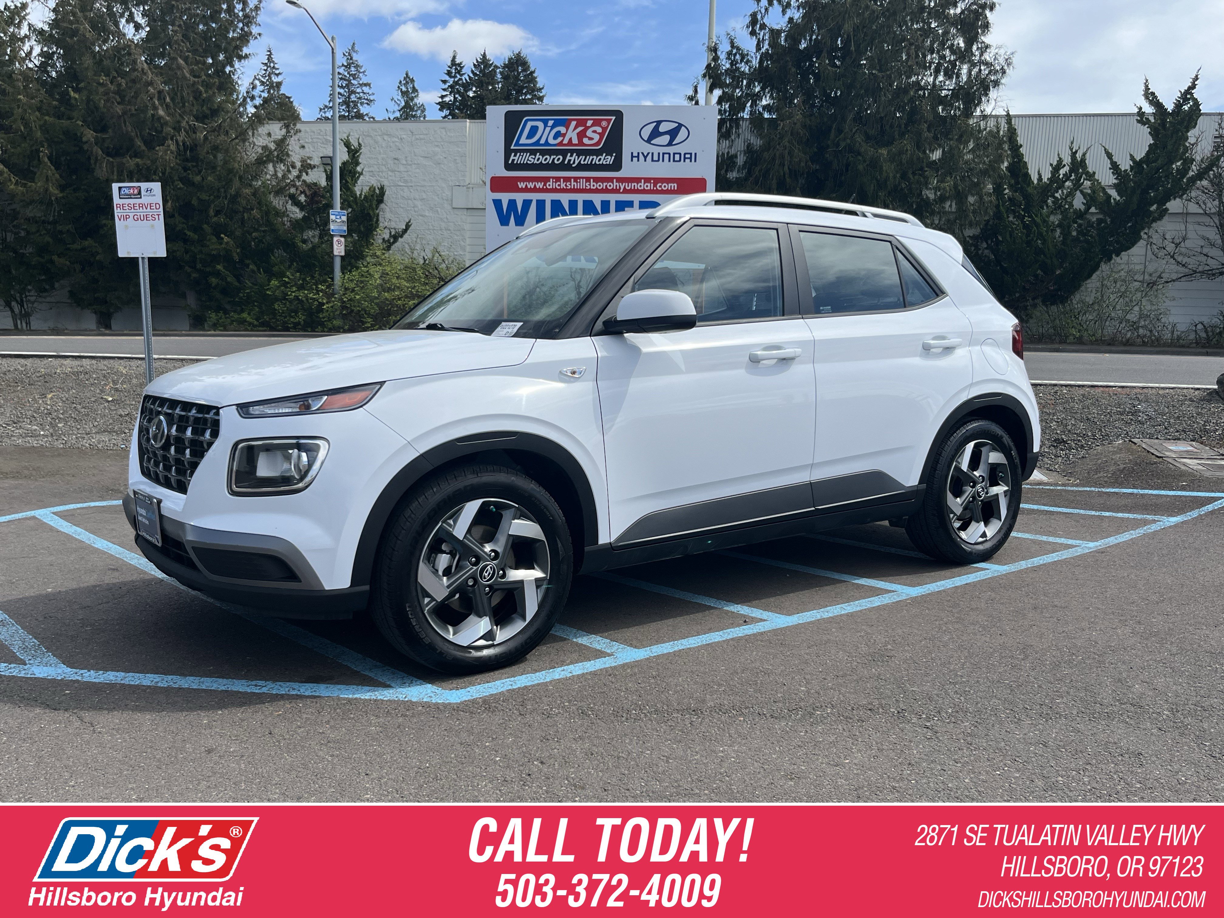 Certified 2023 Hyundai Venue SEL image 1