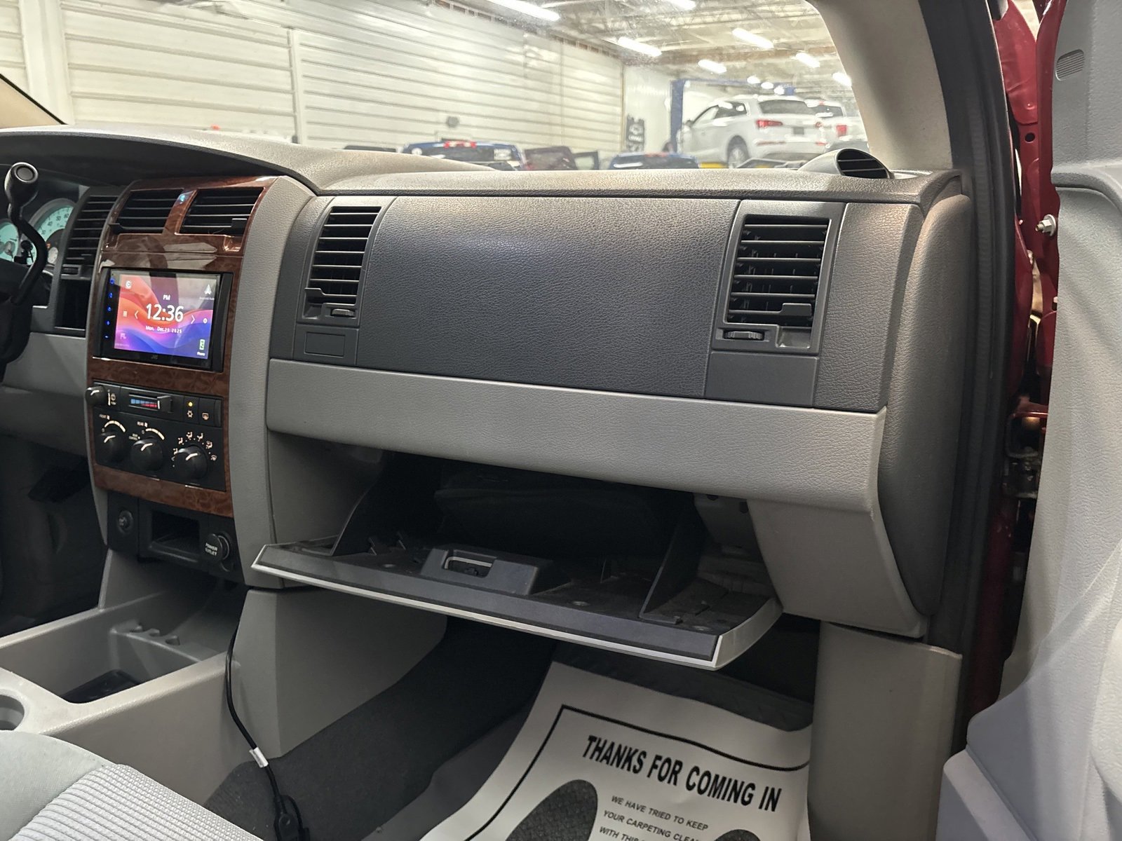 Used 2008 Dodge Durango SLT image 34