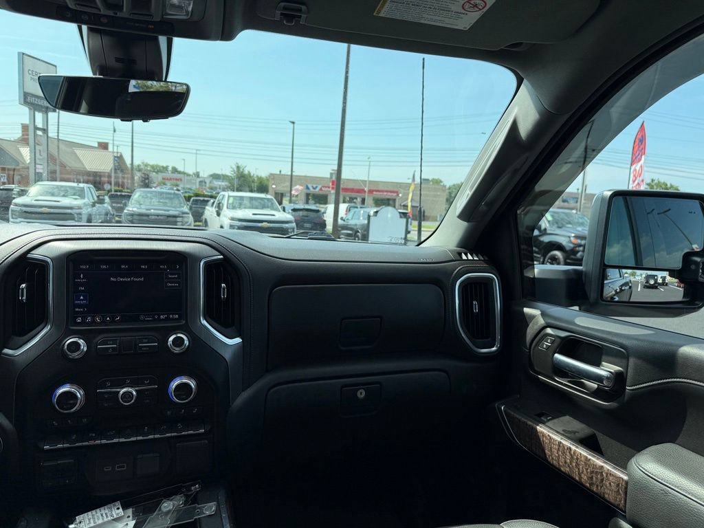 Used 2021 GMC Sierra 2500 Denali w/ Denali Ultimate Package AWD/4WD image 18