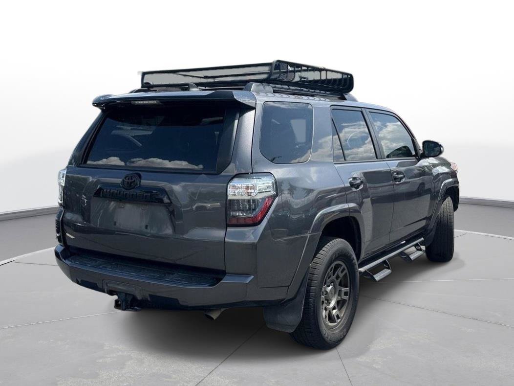 Used 2020 Toyota 4Runner Venture w/ Moonroof Package AWD/4WD image 6