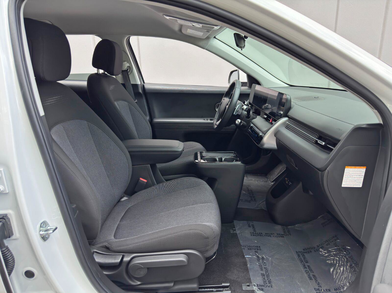 Used 2025 Hyundai Ioniq 5 SE RWD image 15