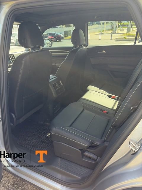 Used 2023 Volkswagen Atlas Cross Sport SEL R-Line image 24