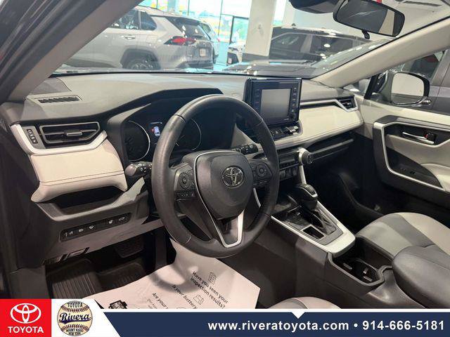 Certified 2022 Toyota RAV4 XLE Premium AWD/4WD image 11