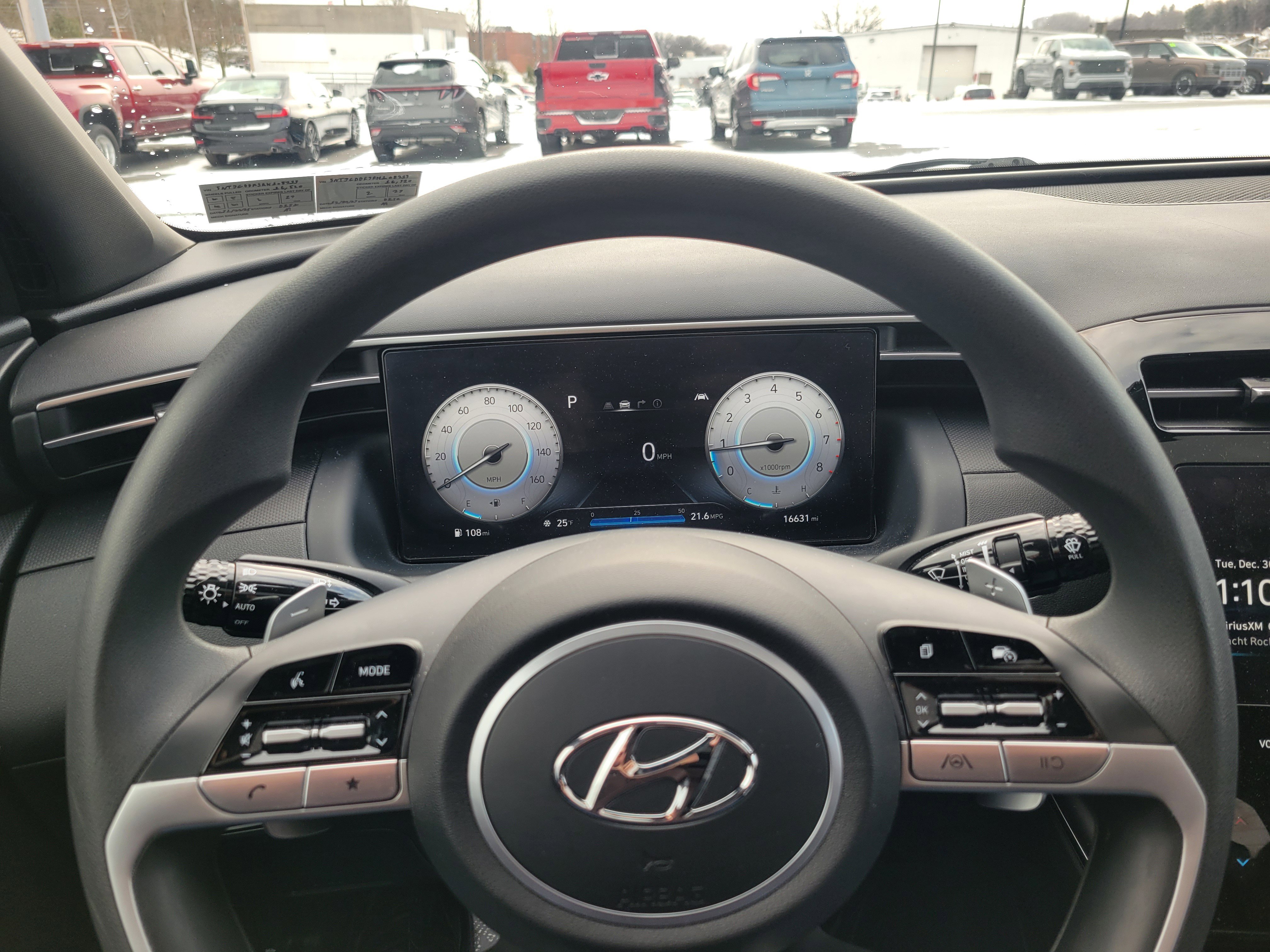 Used 2024 Hyundai Santa Cruz Night image 11