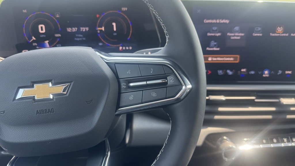 New 2025 Chevrolet Silverado EV LT image 24