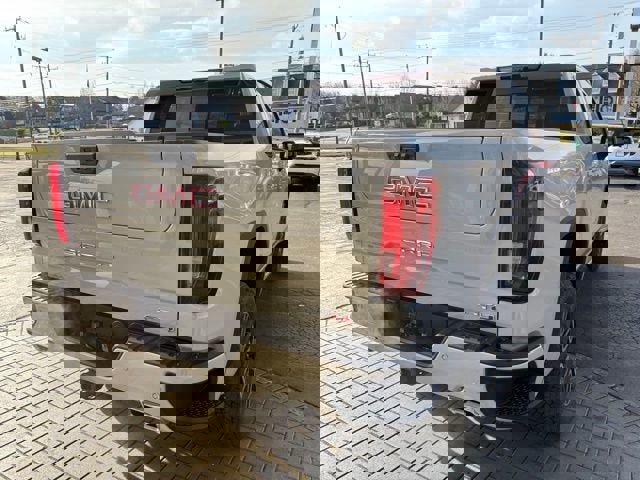 New 2026 GMC Sierra 1500 AT4 w/ Technology Package image 9