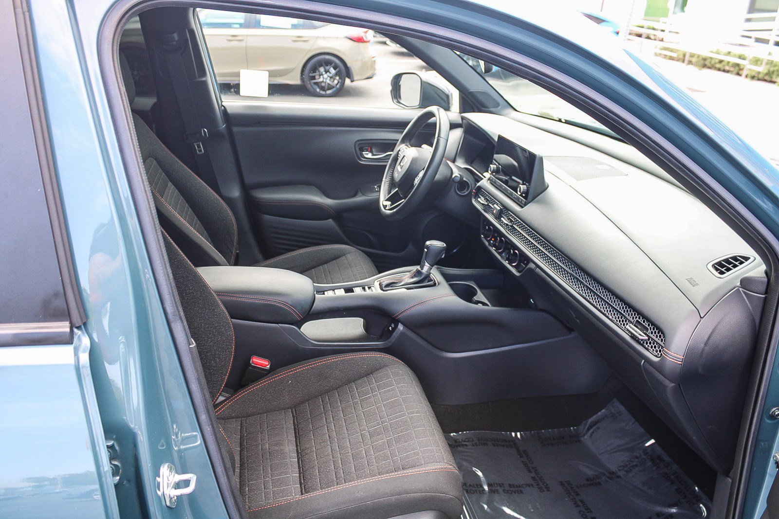 Certified 2025 Honda HR-V Sport image 18