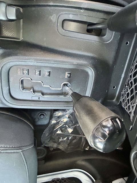 Used 2017 Jeep Wrangler Unlimited Sport image 18