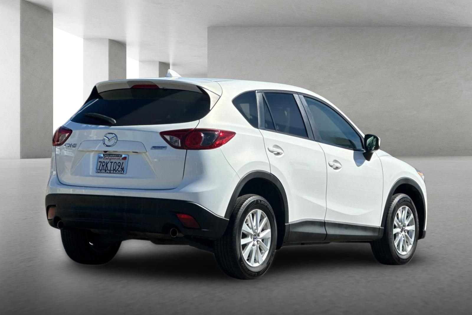 Used 2016 MAZDA CX-5 Touring image 4