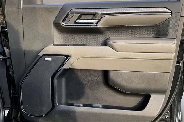 Used 2023 Chevrolet Silverado 1500 ZR2 w/ Technology Package image 26