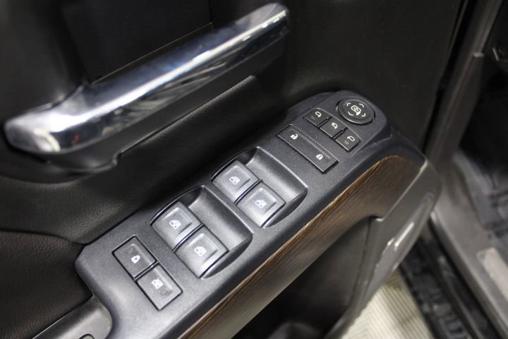 Used 2018 GMC Sierra 1500 Denali w/ Denali Ultimate Package image 16