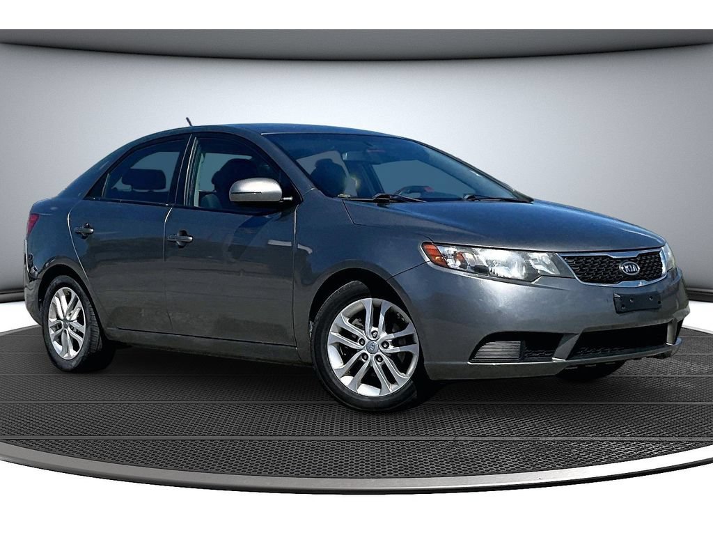 Used 2012 Kia Forte EX w/ Premium Pkg FWD image 2