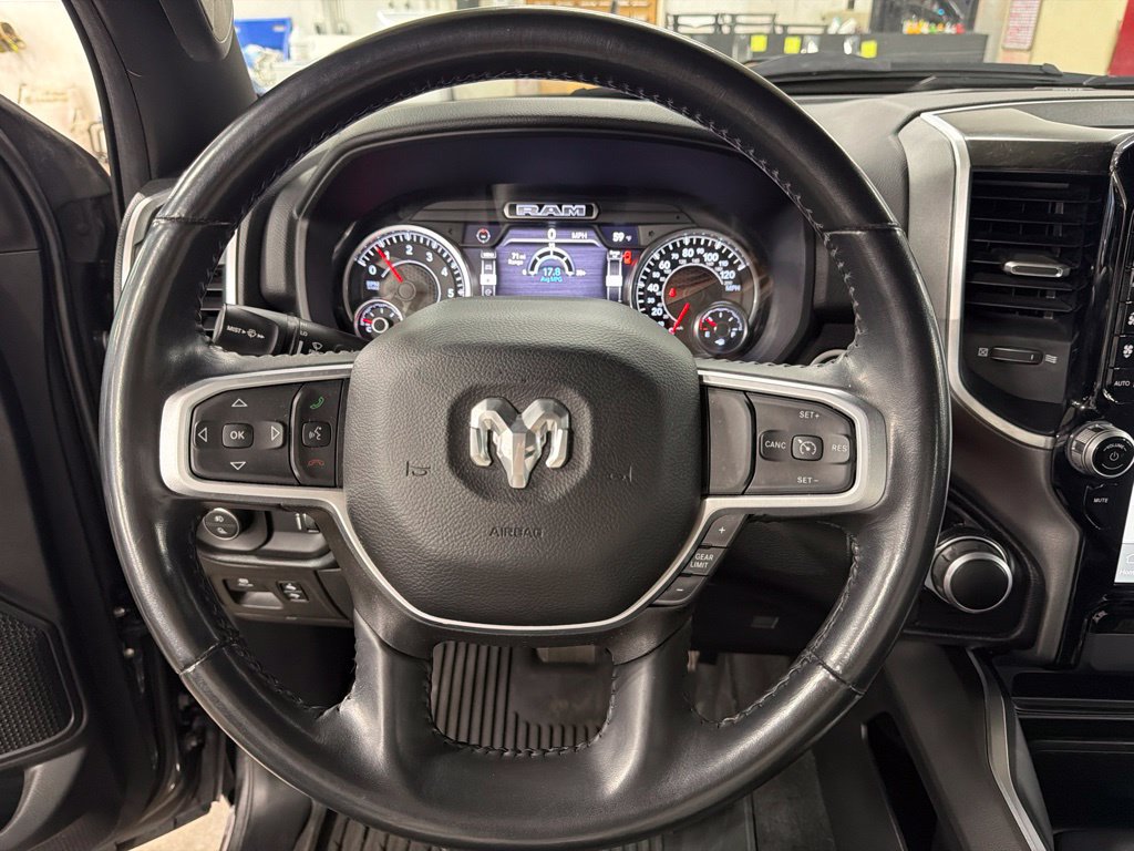 Used 2022 RAM 1500 Big Horn AWD/4WD image 5