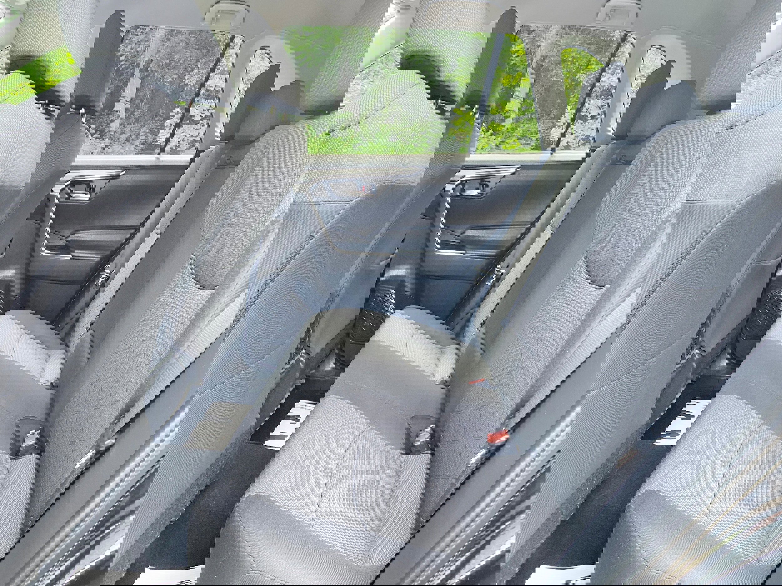 Used 2021 Toyota RAV4 XLE image 14