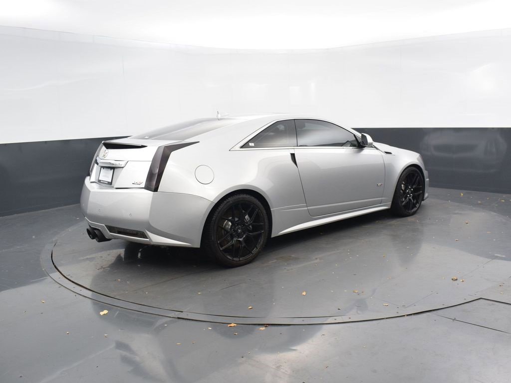 Used 2011 Cadillac CTS V image 6