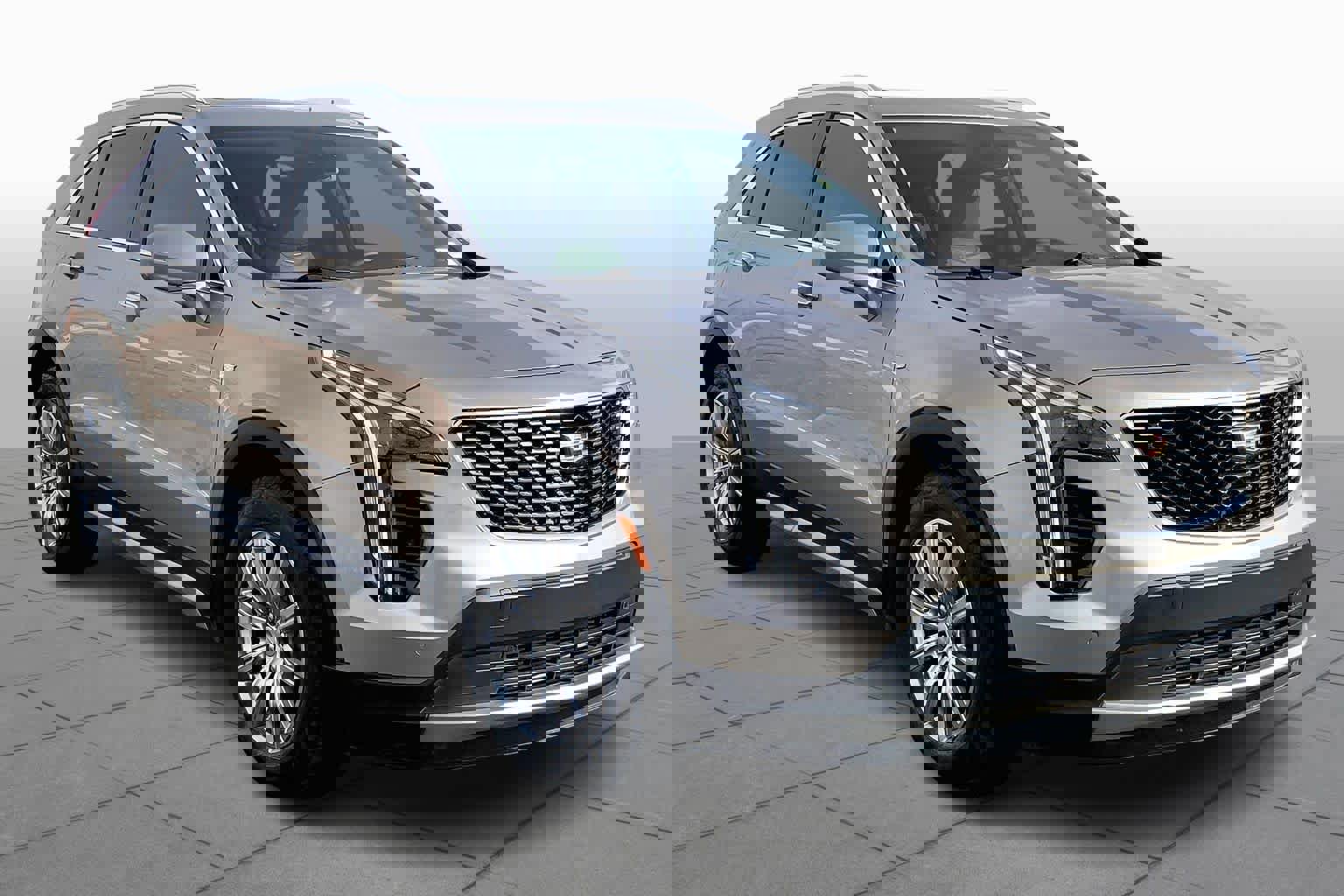 Used 2023 Cadillac XT4 Premium Luxury w/ Technology Package image 3