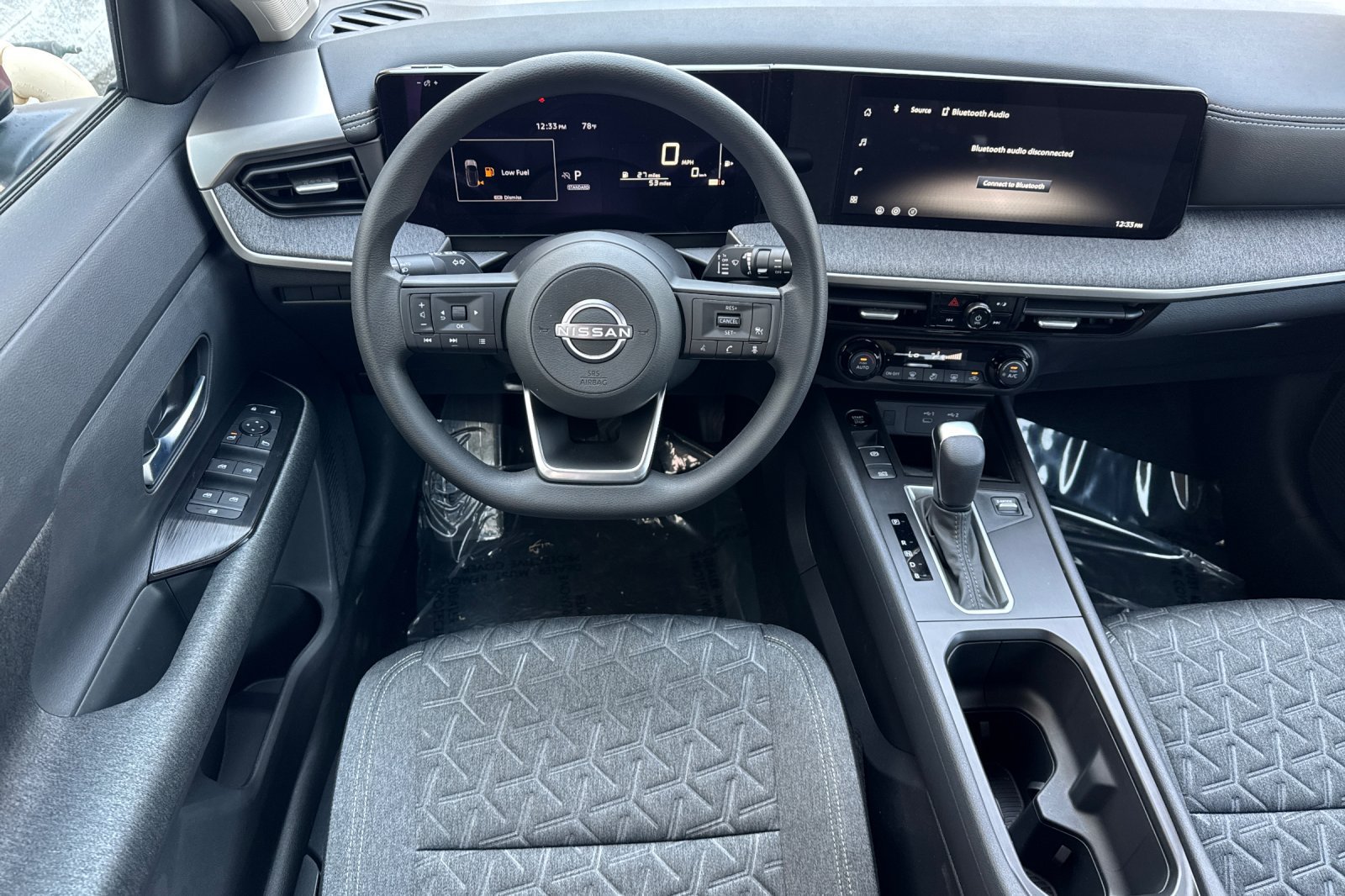 New 2026 Nissan Kicks SV FWD image 11