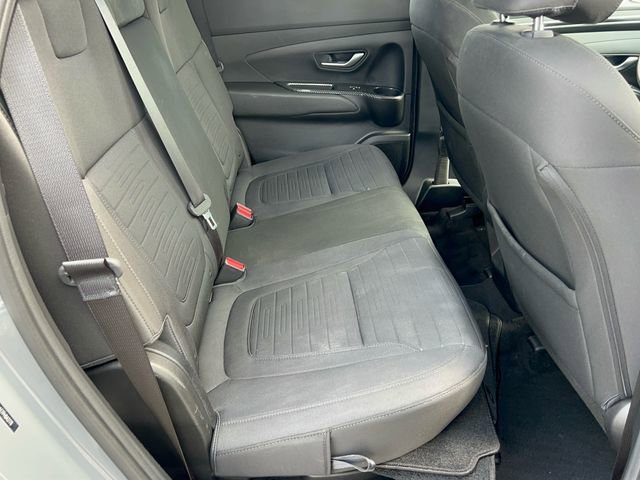 Used 2023 Hyundai Santa Cruz SE image 17