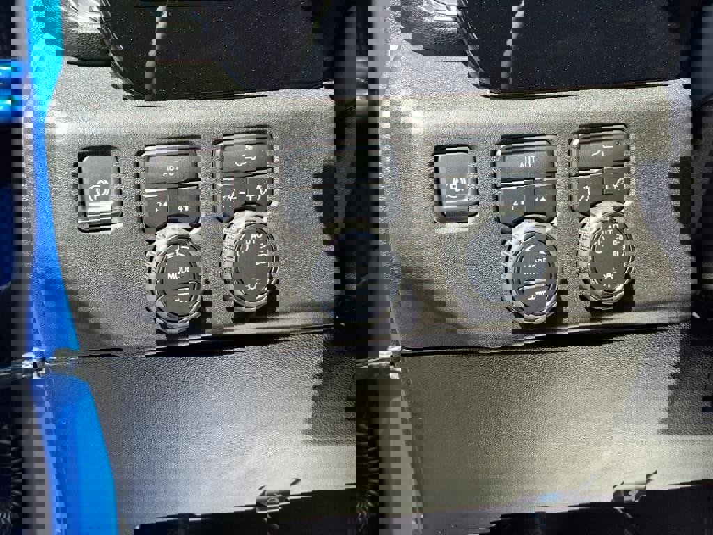 New 2025 Chevrolet Silverado 1500 LT image 16