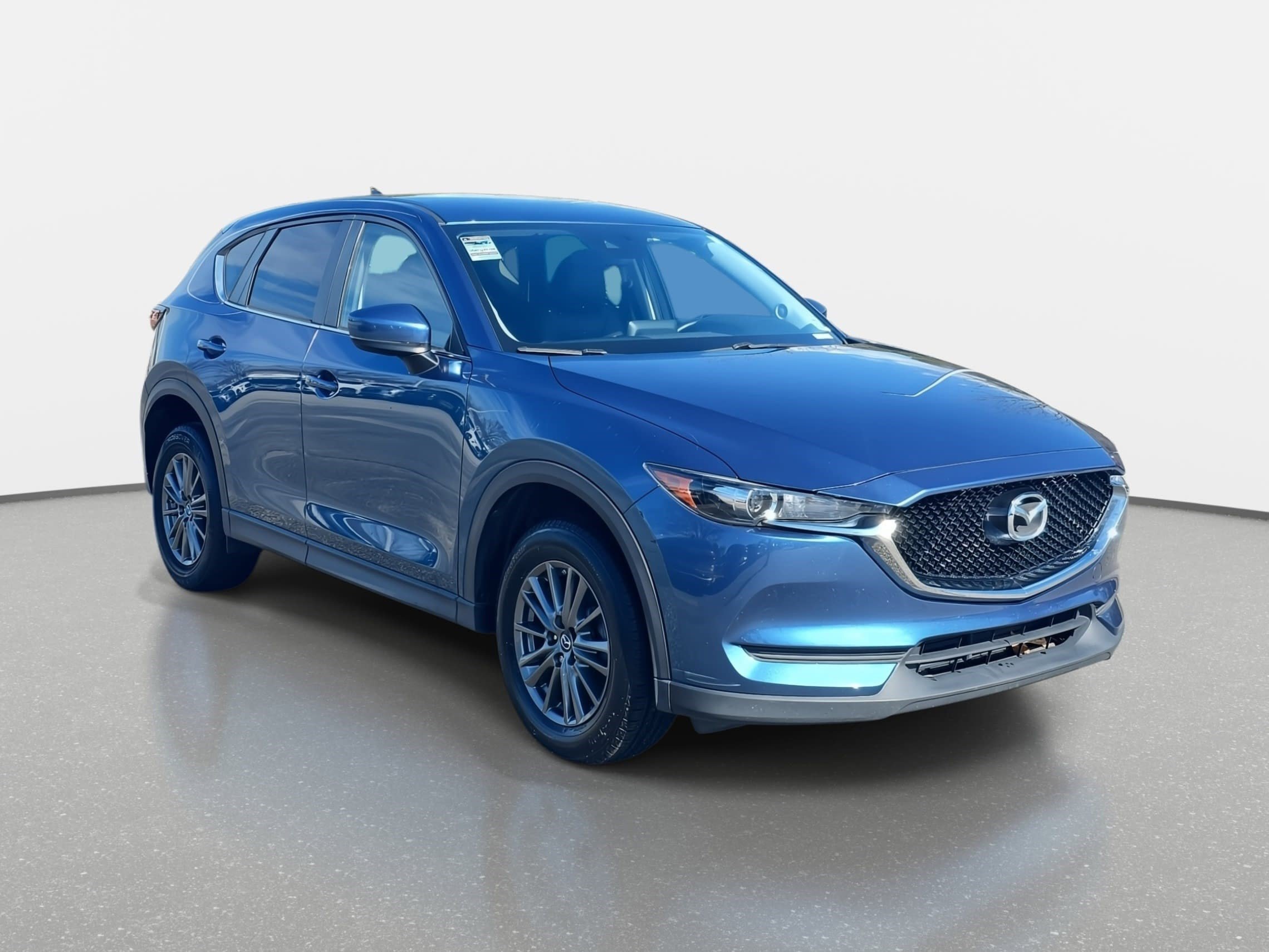 Used 2017 MAZDA CX-5 Touring image 3