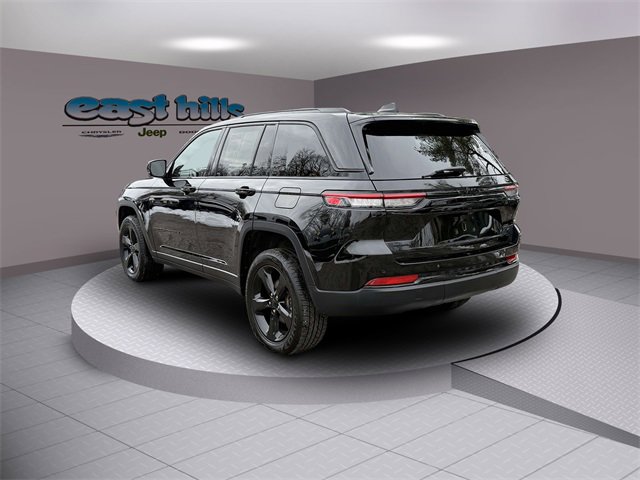 Certified 2022 Jeep Grand Cherokee Altitude image 39