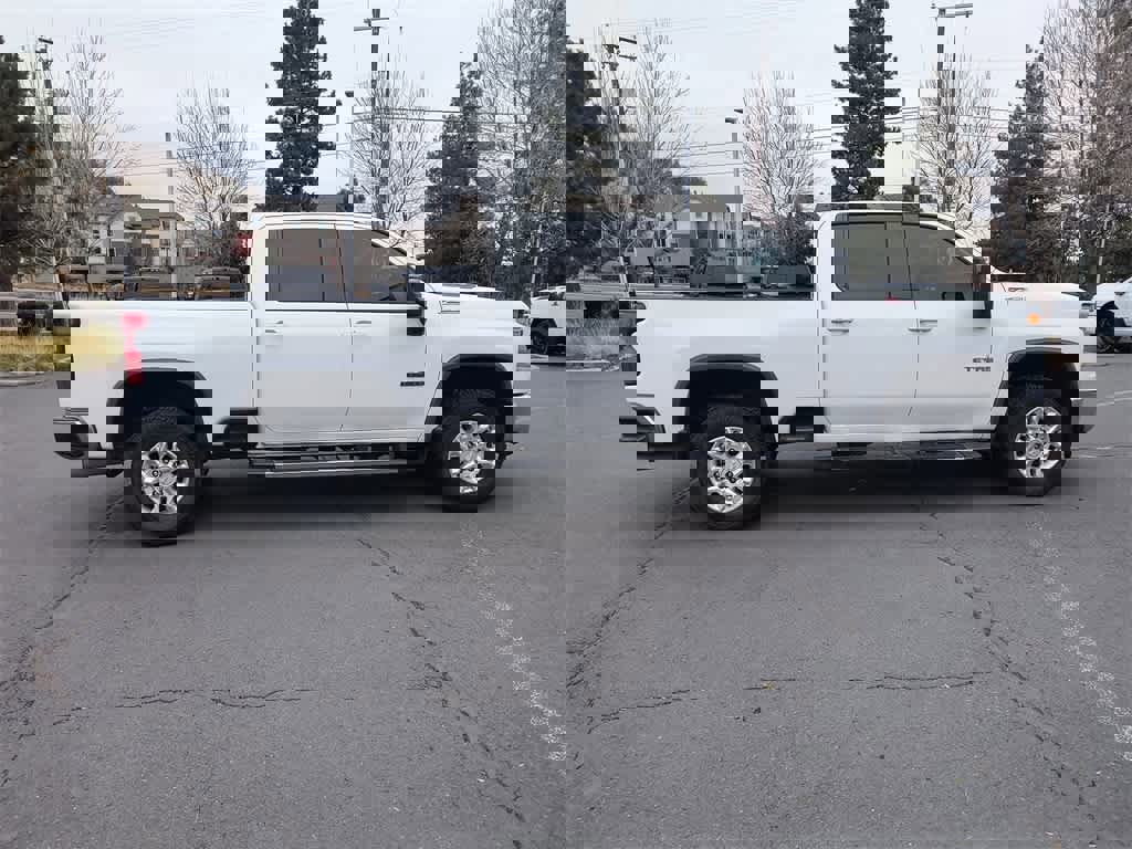 Used 2020 Chevrolet Silverado 3500 LT w/ Texas Edition image 7