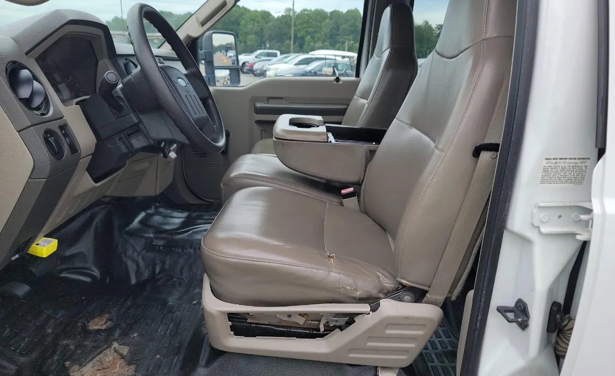 Used 2008 Ford F350 XL AWD/4WD image 5
