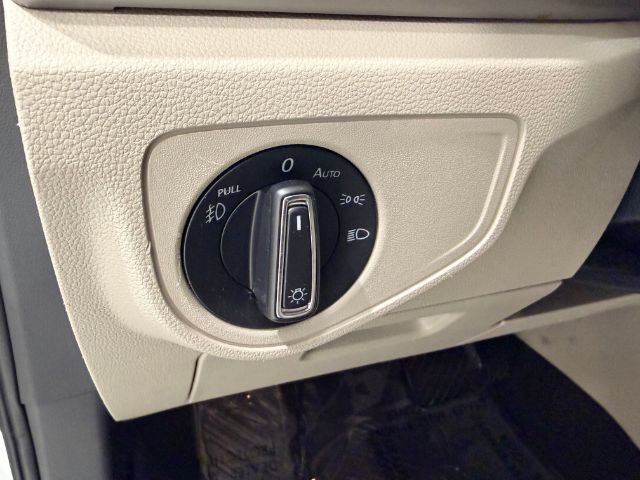 Used 2018 Volkswagen Atlas SE AWD/4WD image 40