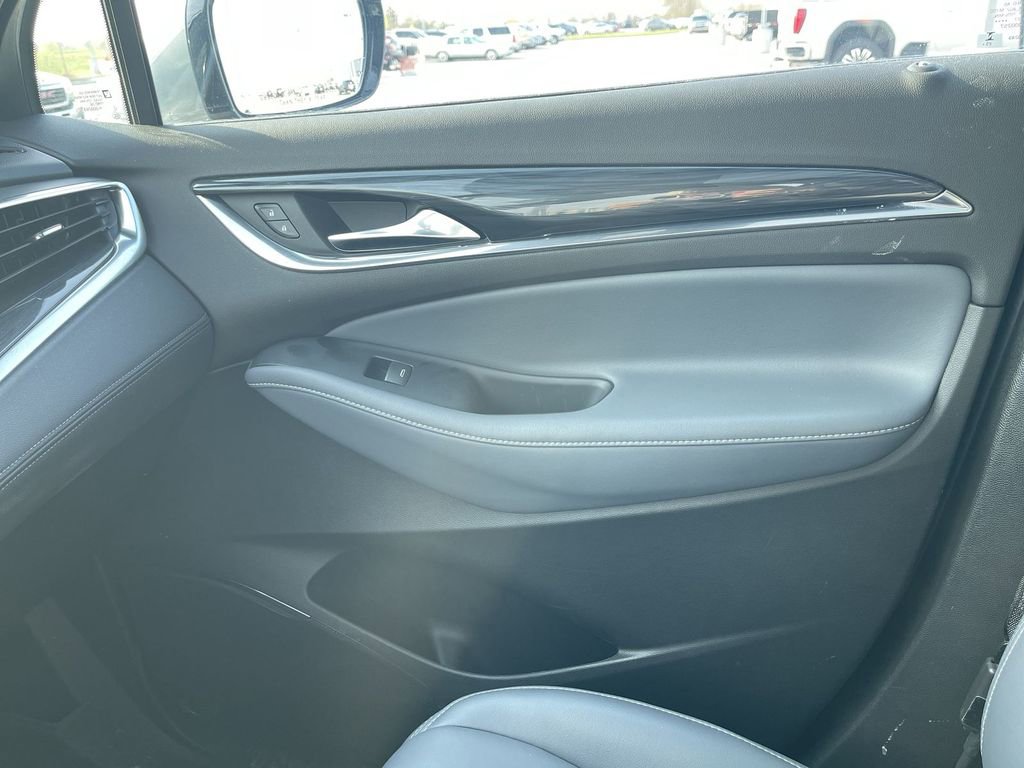 Used 2024 Buick Enclave Essence w/ Experience Buick Package image 31