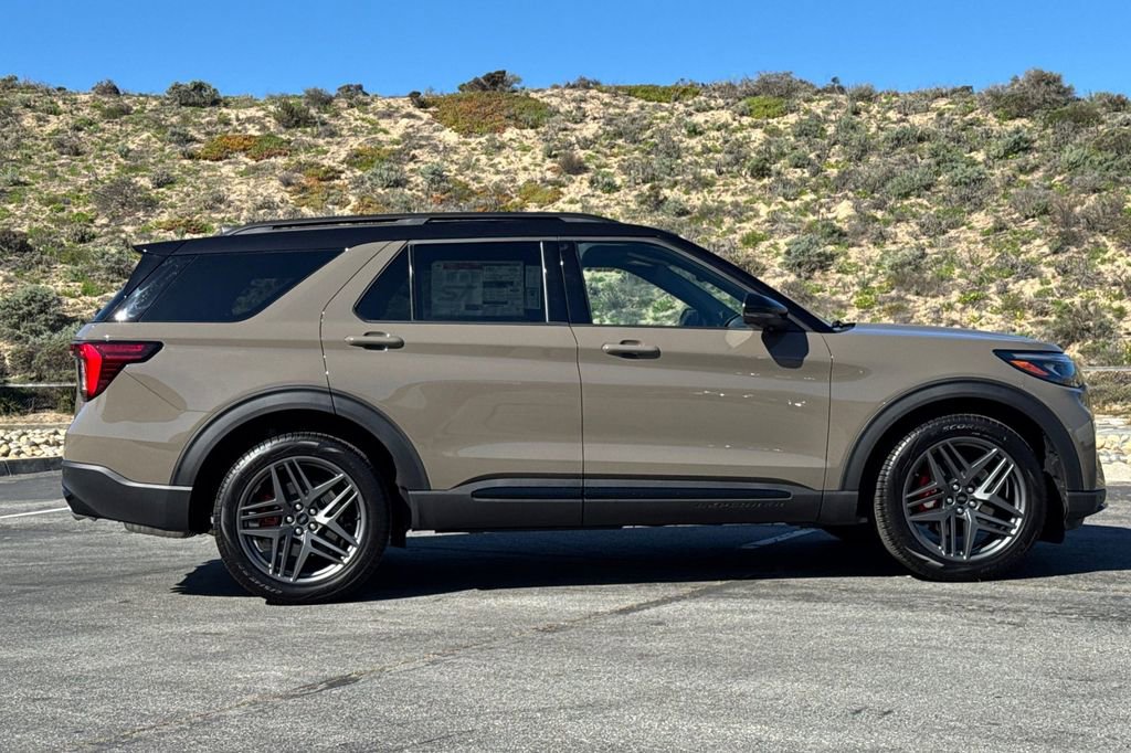New 2026 Ford Explorer ST w/ Sun And Sound Package image 3