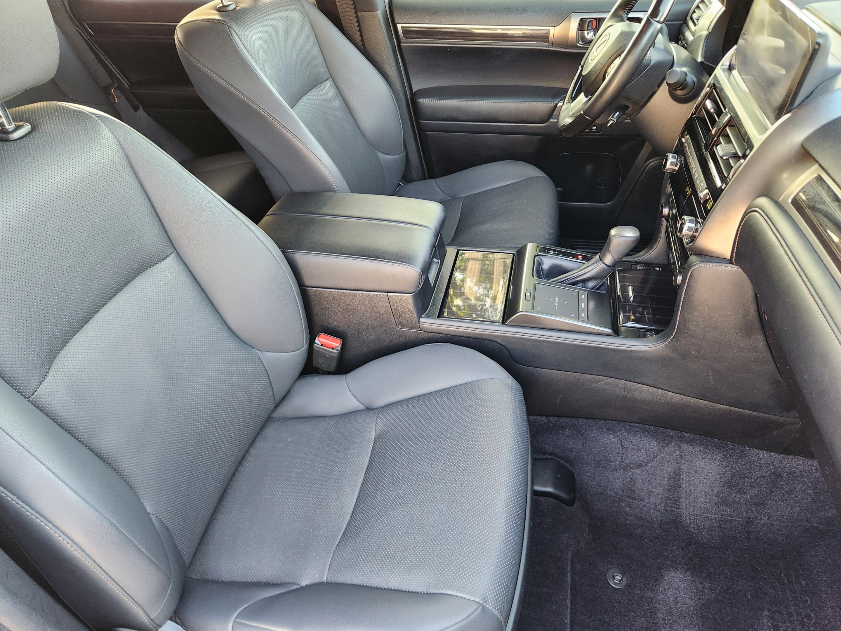 Certified 2022 Lexus GX 460 Premium w/ Accessory Package AWD/4WD image 6