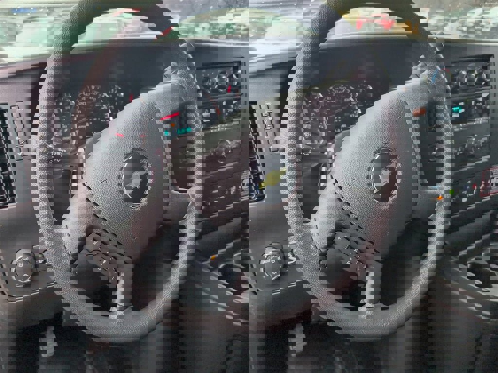 New 2026 Chevrolet Express 2500 Extended w/ Driver Convenience Package image 18