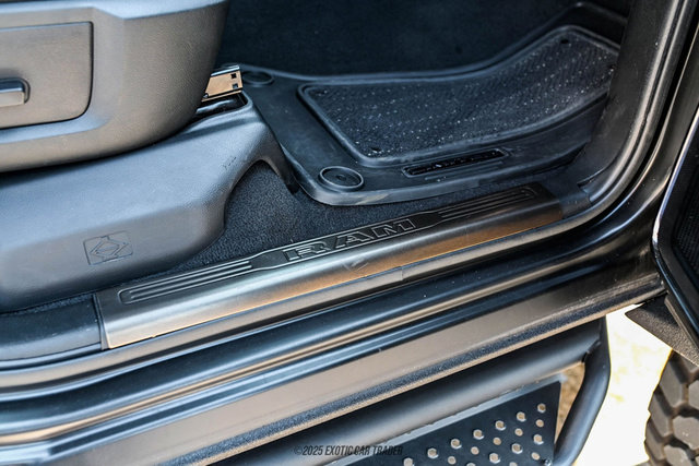 Used 2024 RAM 5500 4x4 Crew Cab image 84