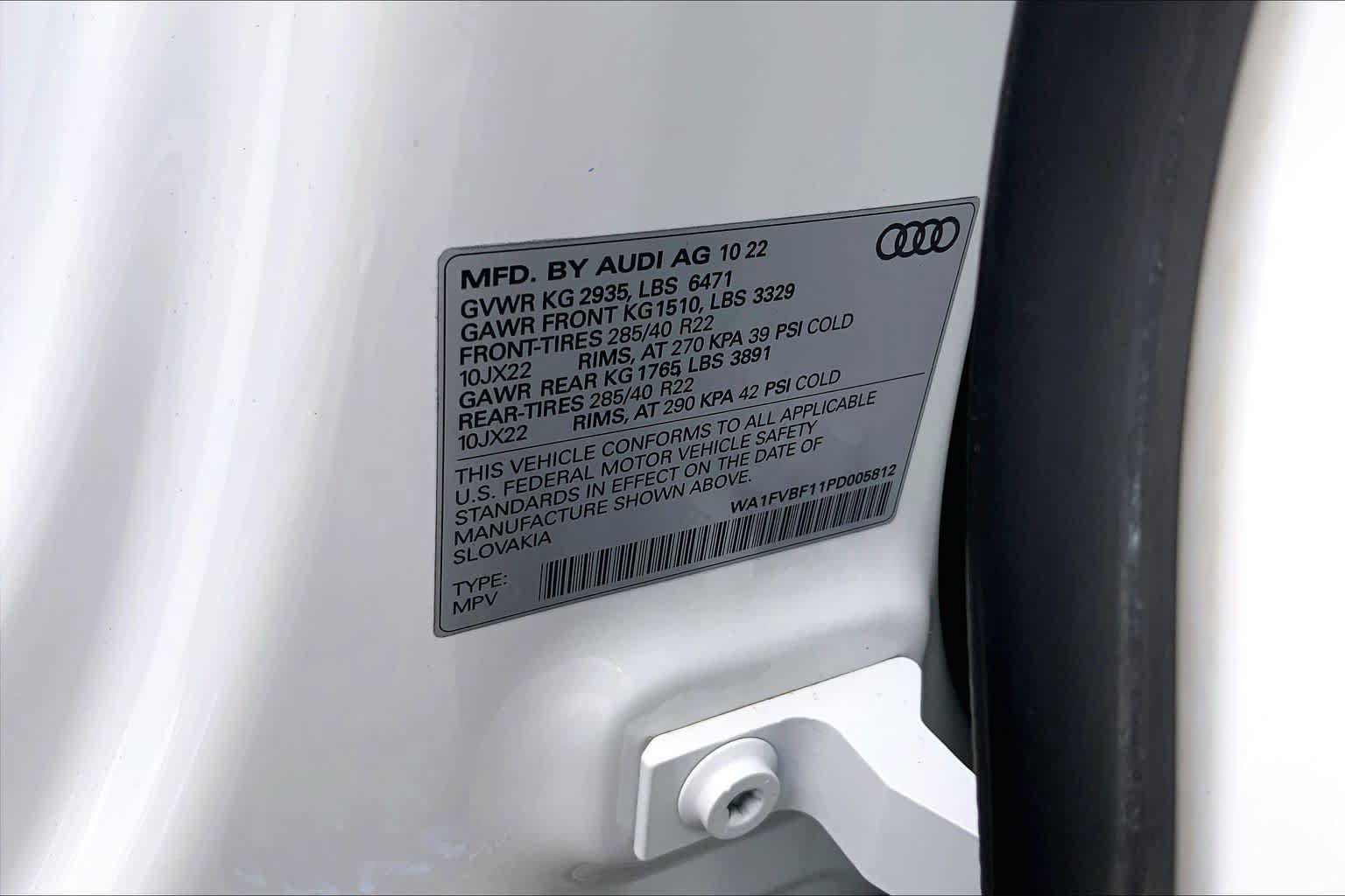 Used 2023 Audi Q8 Prestige w/ Prestige Package AWD/4WD image 36
