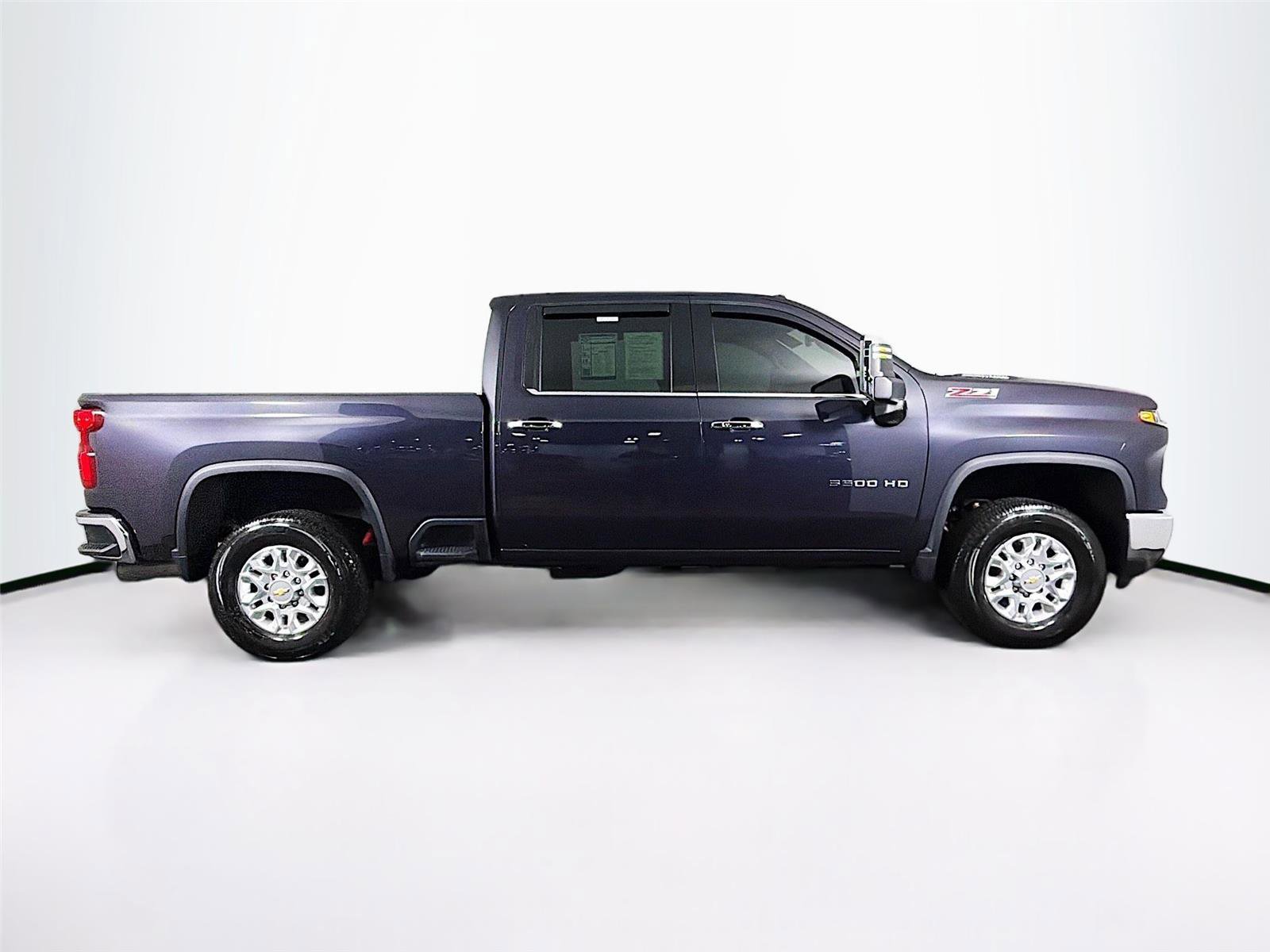 Used 2024 Chevrolet Silverado 3500 LTZ image 8