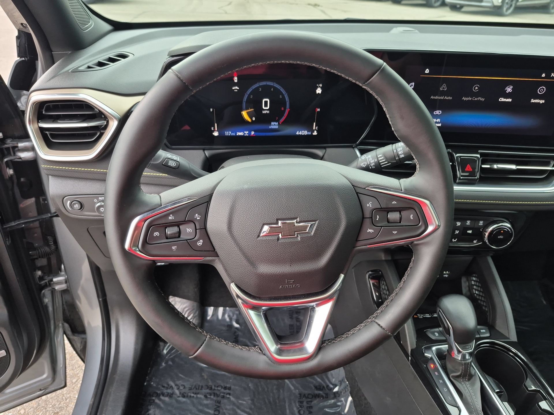 Used 2025 Chevrolet TrailBlazer ACTIV w/ Convenience Package AWD/4WD image 12