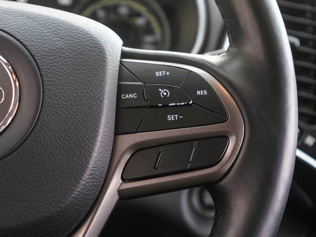 Used 2021 Jeep Cherokee Latitude Lux w/ Sun & Sound Group image 20