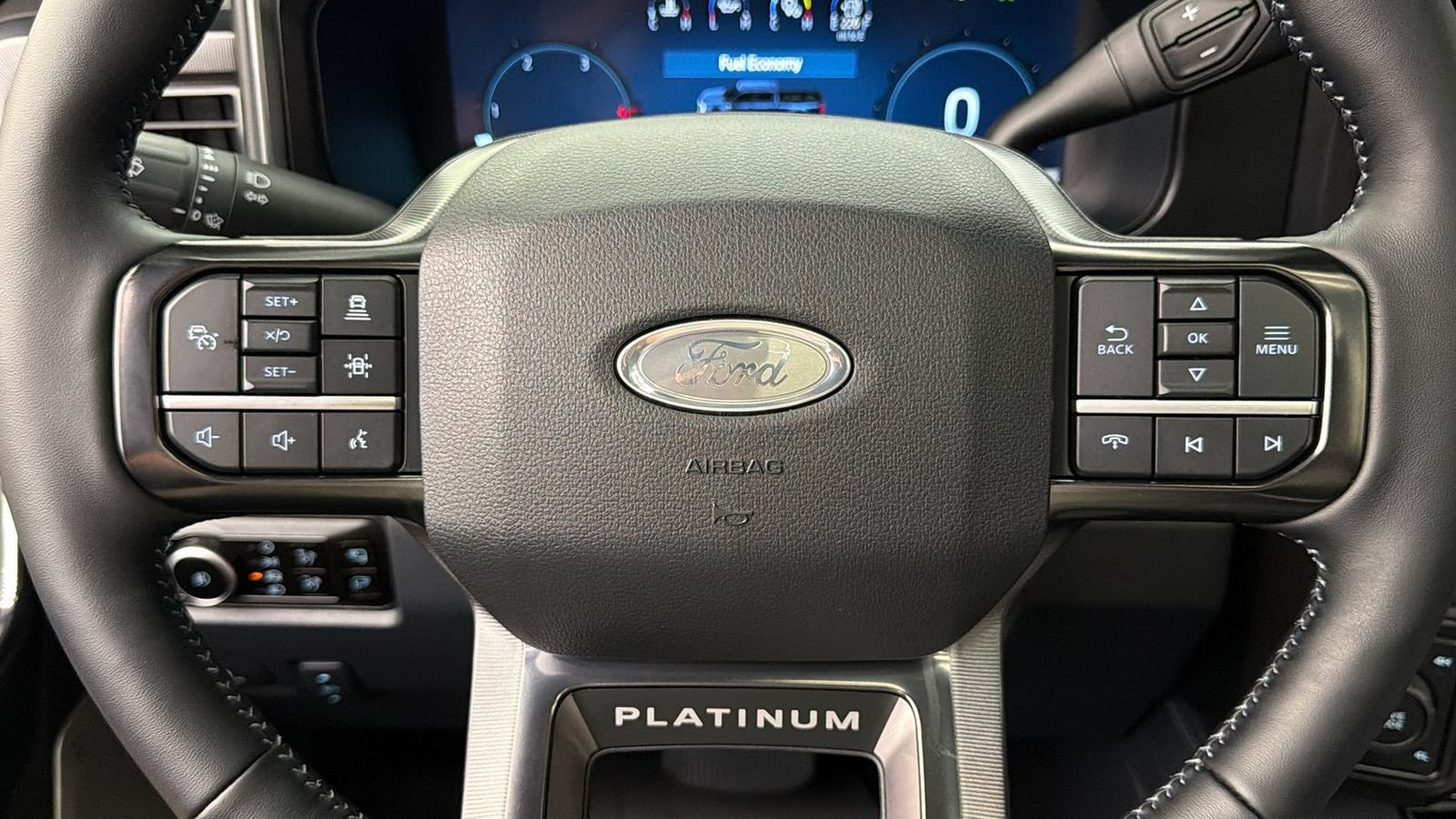 Used 2026 Ford F250 Platinum w/ FX4 Off-Road Package AWD/4WD image 24