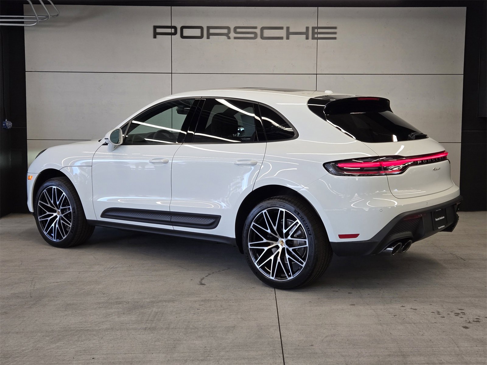 New 2025 Porsche Macan image 3