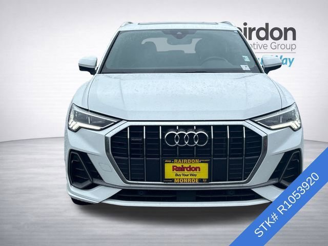 Used 2024 Audi Q3 2.0T Premium AWD/4WD image 2