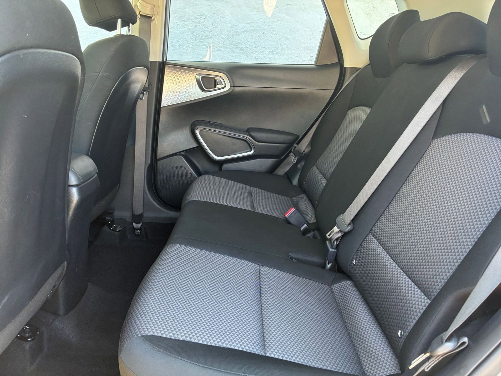 Used 2025 Kia Soul LX w/ LX Technology Package image 23