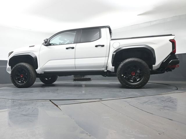 Certified 2025 Toyota Tacoma TRD Pro AWD/4WD image 30
